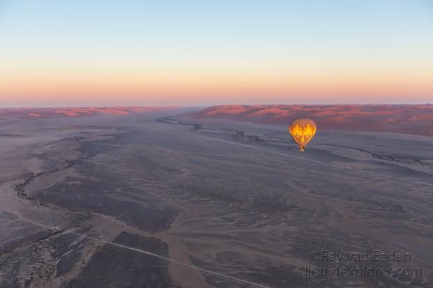 Balloon-Safari-8-Sossuvlei-Landscape